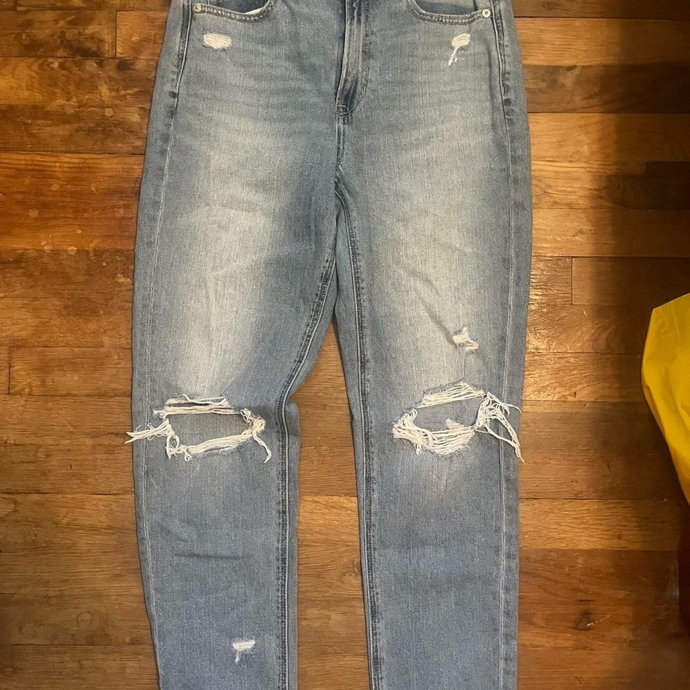 American Eagle Outfitters High Rise Distressed Jeans - Light Blue